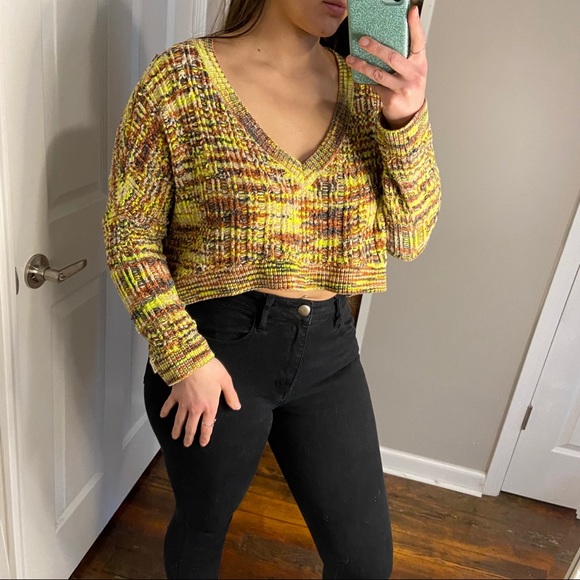 Urban Outfitters Sweaters - Urban Outfitters cropped sweater S